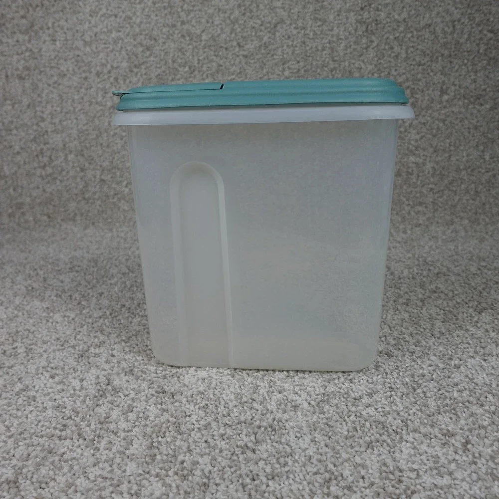 Anchor Hocking 3.75 Quart Food Storage Canister Teal Flip Top Lid Translucent